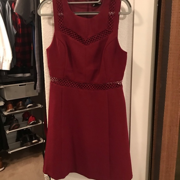 Express Dress - Picture 1 of 3